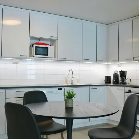 Apartment Convenient For 3 In Helsinki